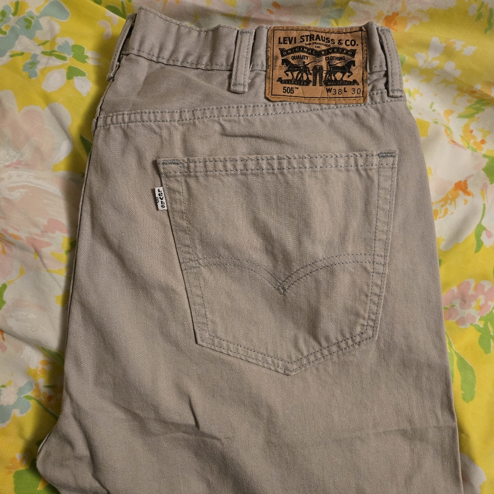 Levi Strauss & Co. Beige - Picture 3 of 3